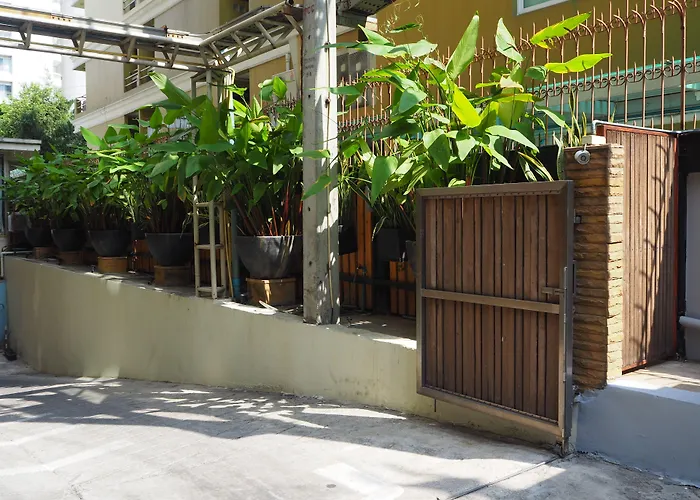 Royal View Resort - Rang Nam Bangkok